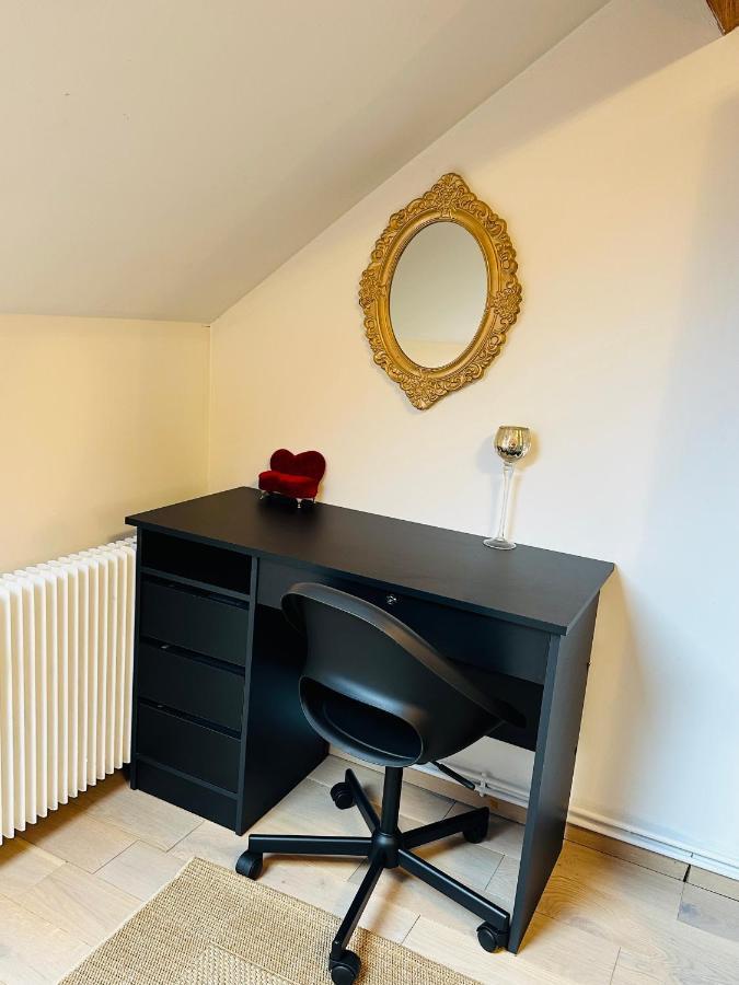 Jabeen'S House Bedroom 1 Безон Екстериор снимка